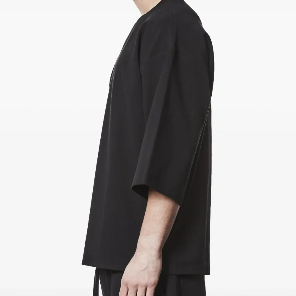 Футболка с рукавами три четверти