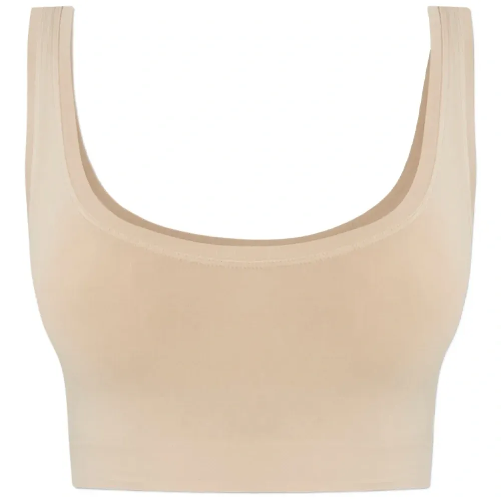 Бесшовный бюстгальтер с U-образным вырезом