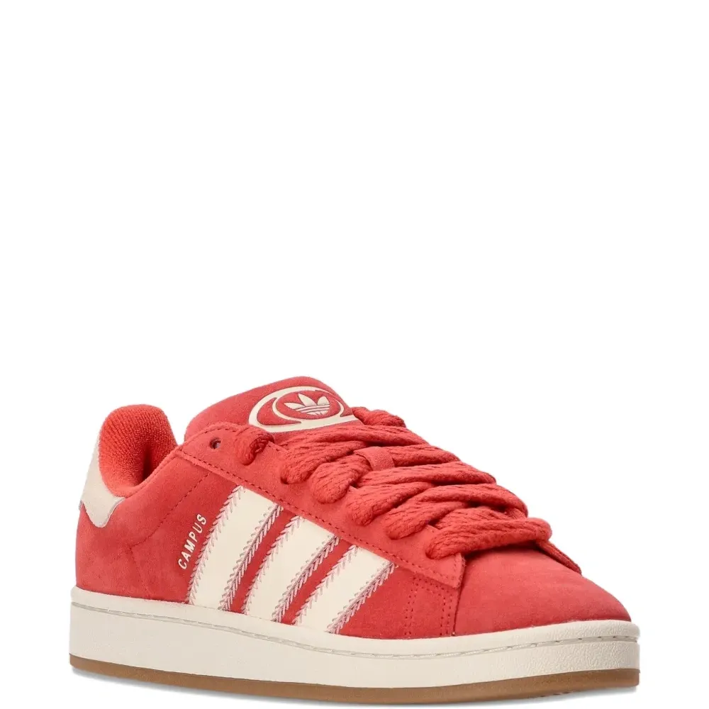 Кроссовки с полосками