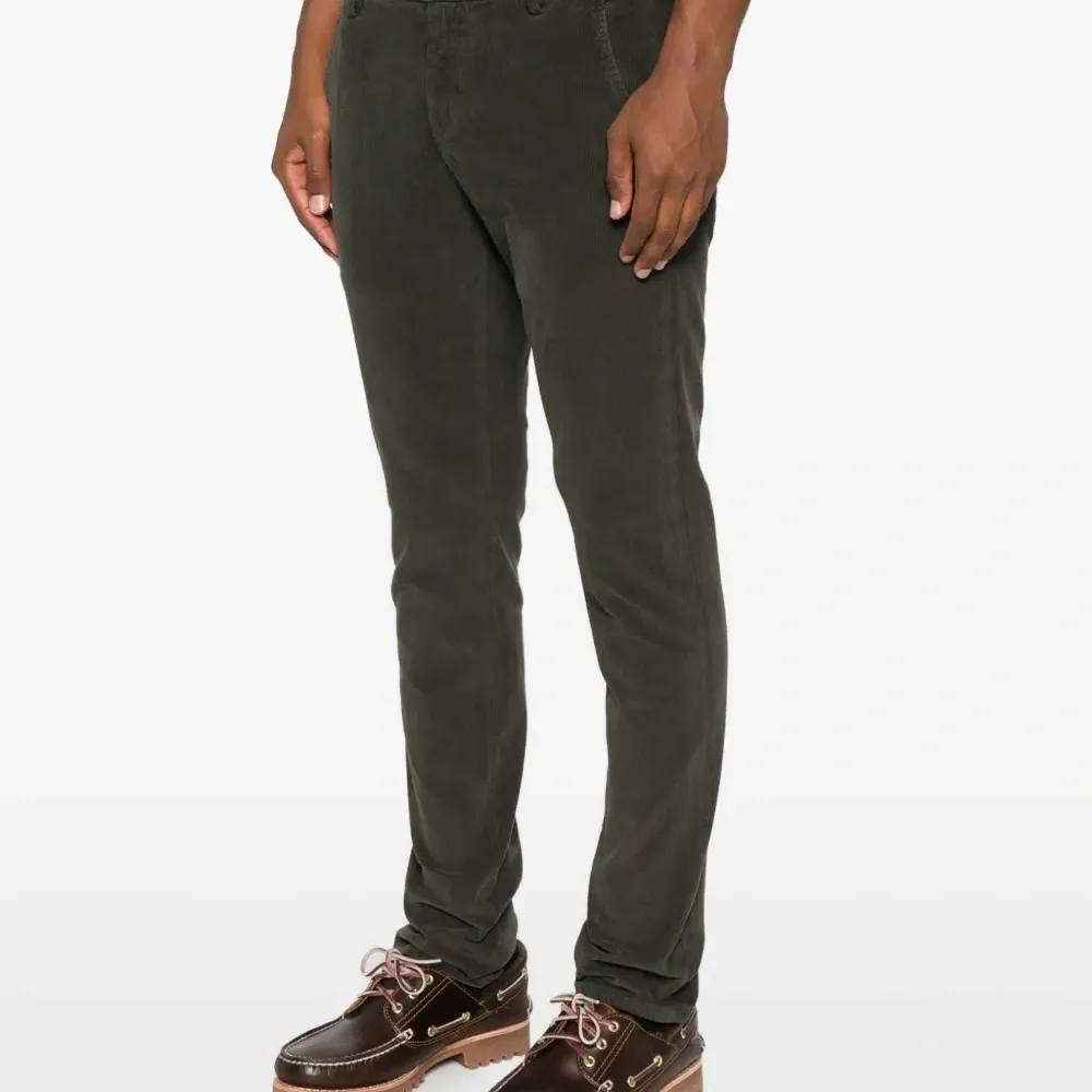 Брюки с карманами