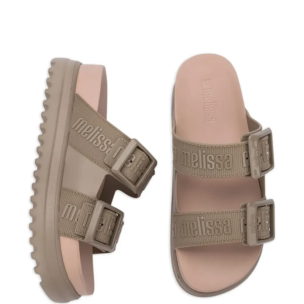 Шлепанцы на платформе