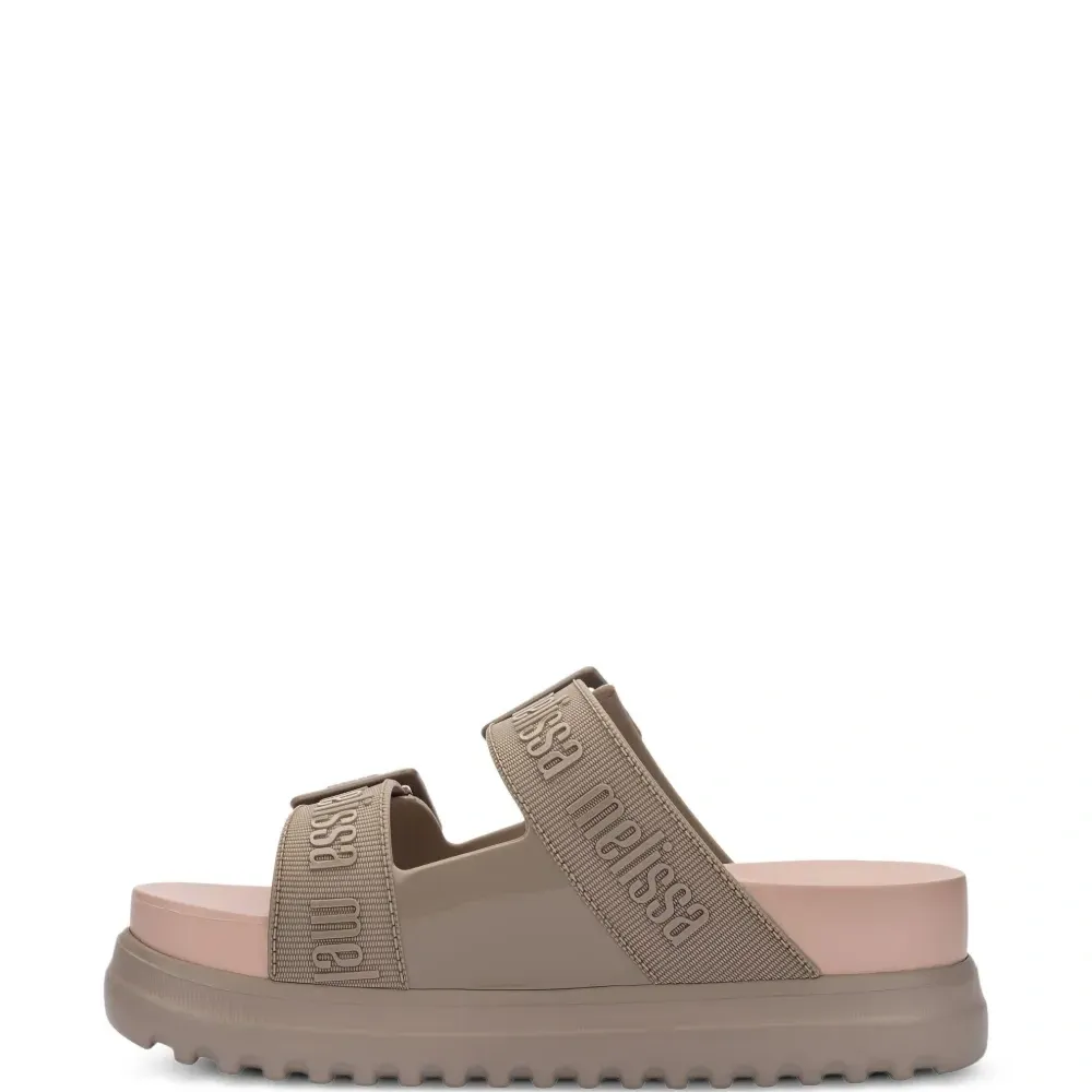 Шлепанцы на платформе