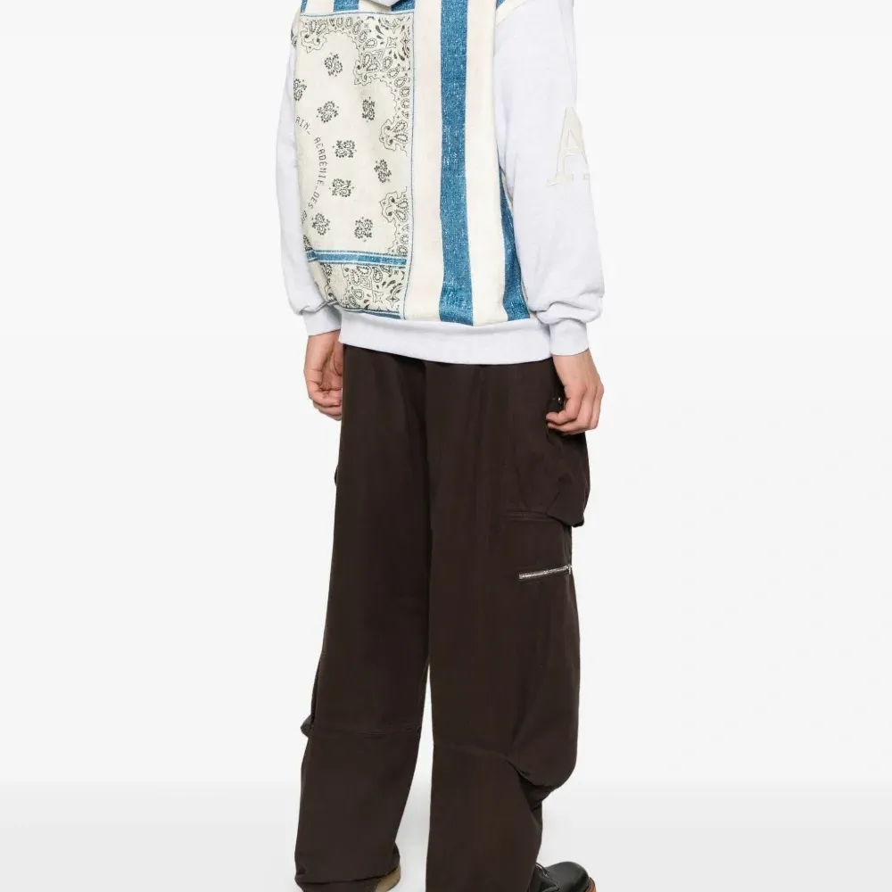 Худи с кисточками