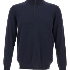 Свитер с воротником-стойкой