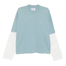 Футболка с вышитым логотипом