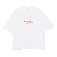 Футболка с логотипом