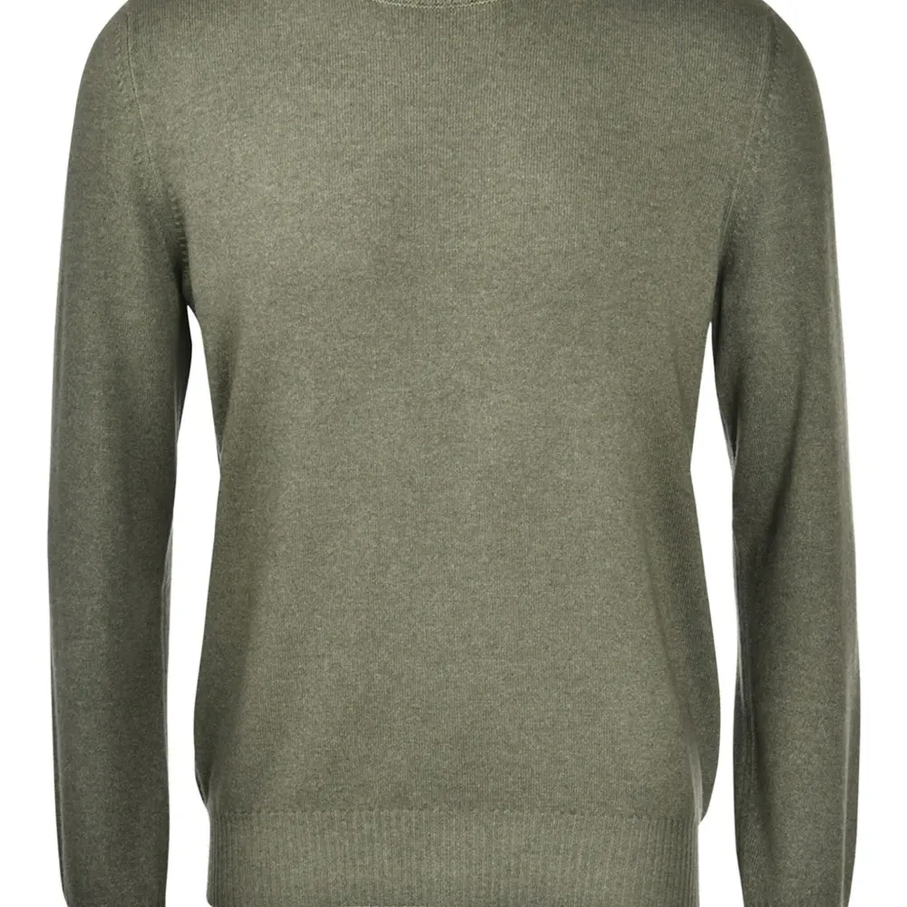 Шерстяной свитер с круглым вырезом