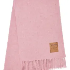 Шарф с бахромой и нашивкой-логотипом