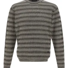 Свитер с узором