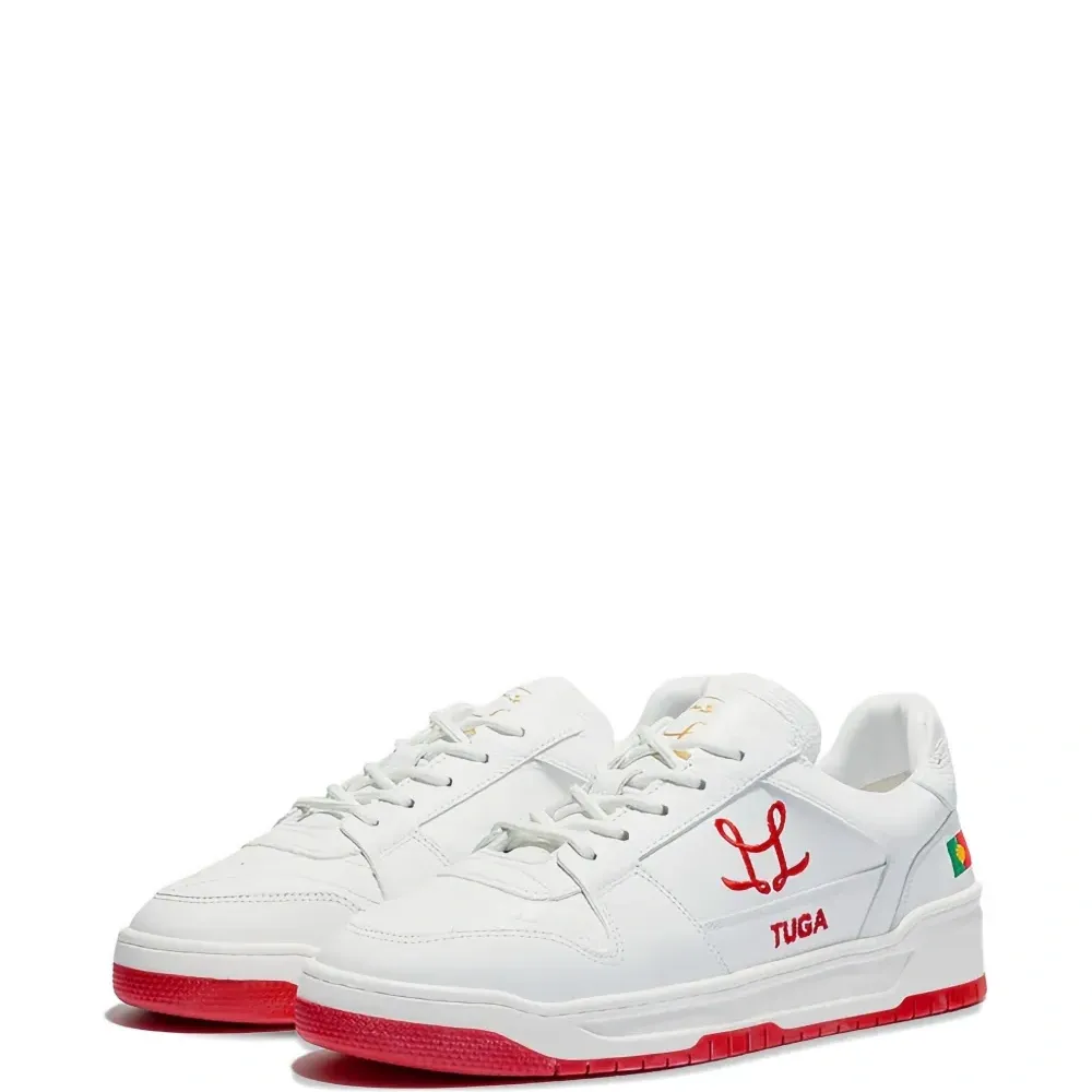 Кроссовки Tony с вышивкой