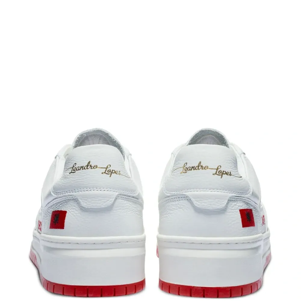 Кроссовки Tony с вышитым логотипом Кроссовки Tony с вышитым логотипом