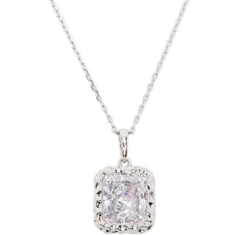 Сияющее ожерелье