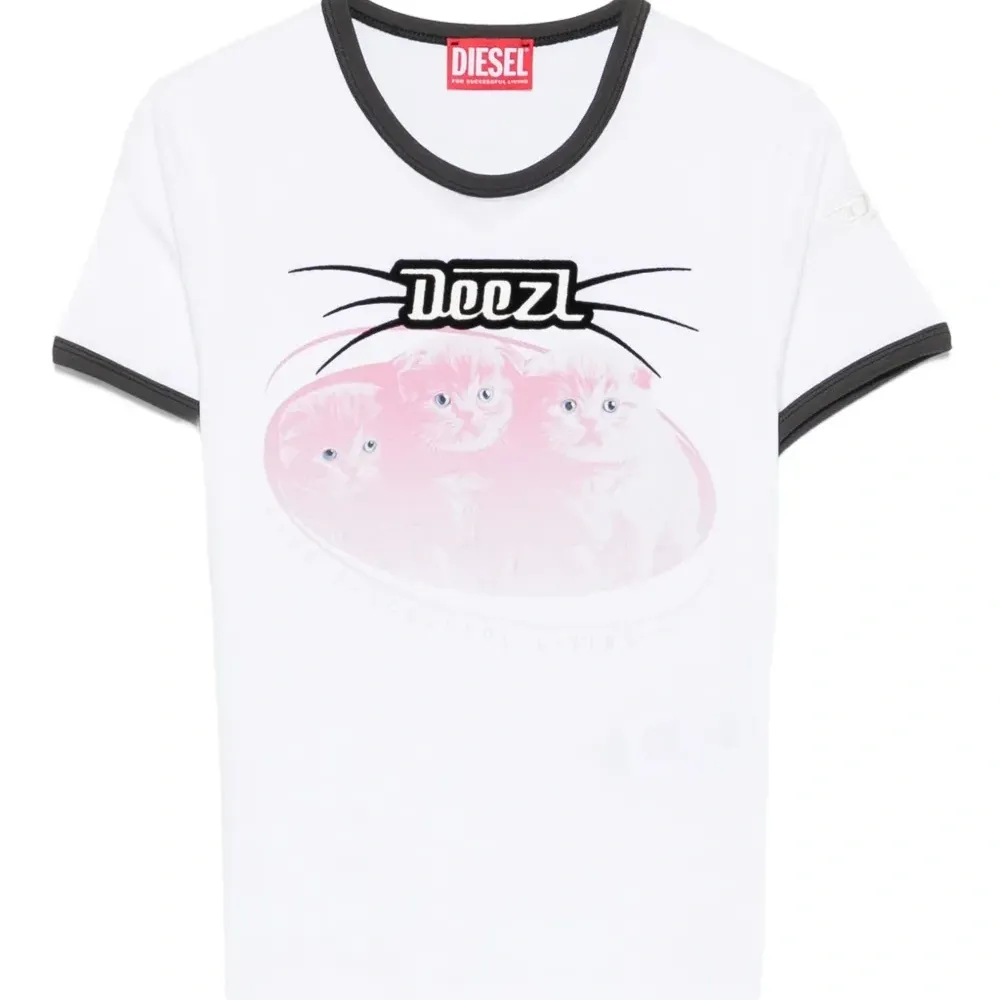 Футболка с графичным принтом