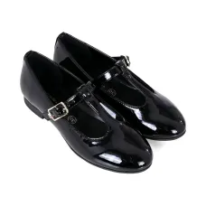 Балетки с Т-образной пряжкой