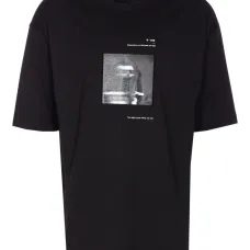 Футболка с графичным принтом