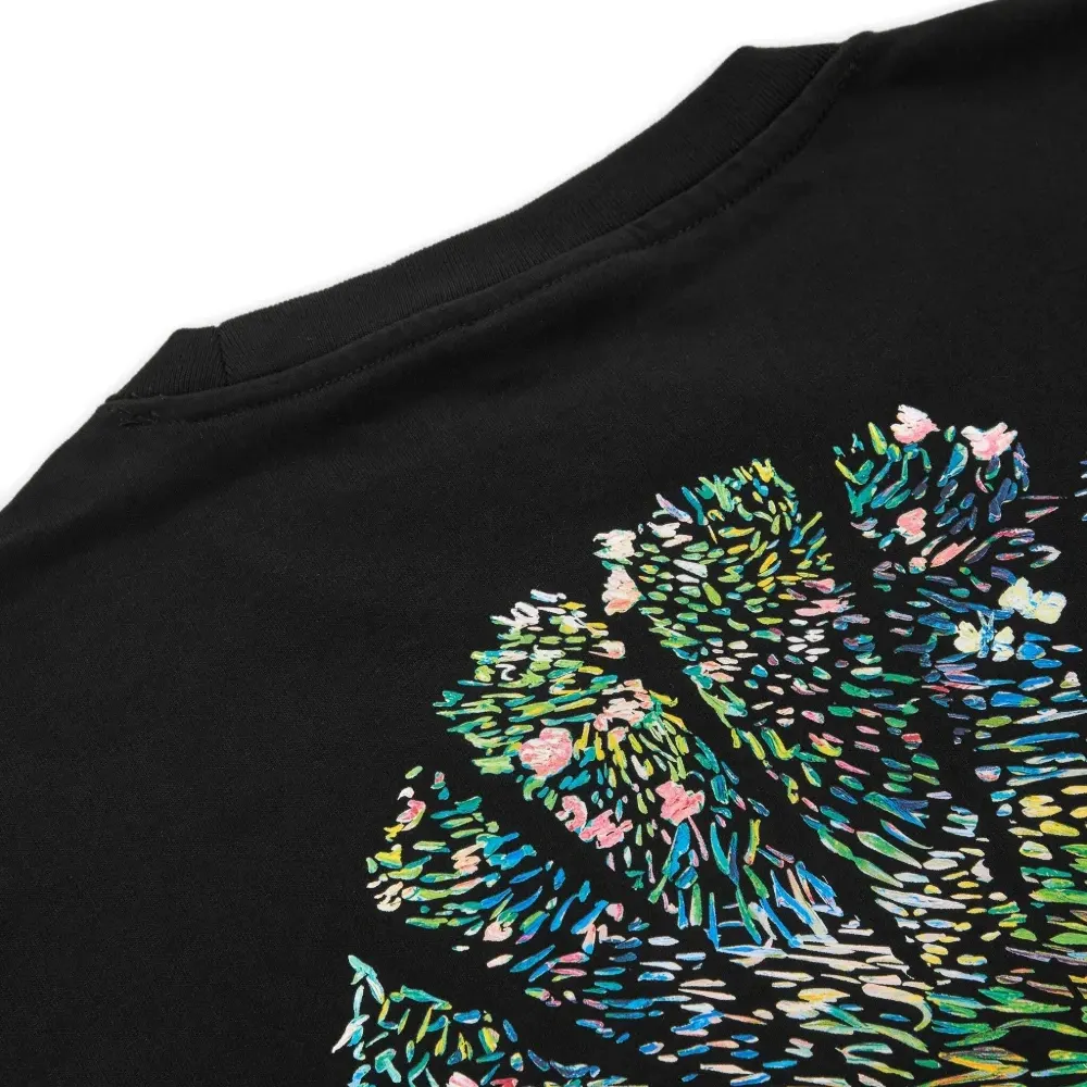 Футболка с графичным принтом