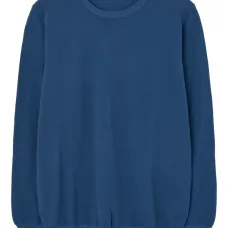 Свитер с круглым вырезом