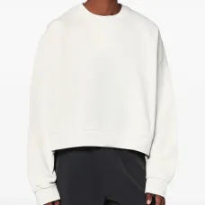 Толстовка с круглым вырезом