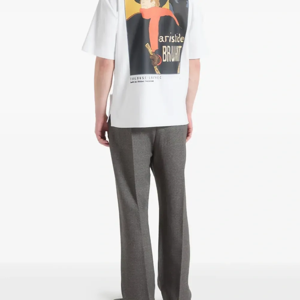 Футболка в стиле ар-нуво