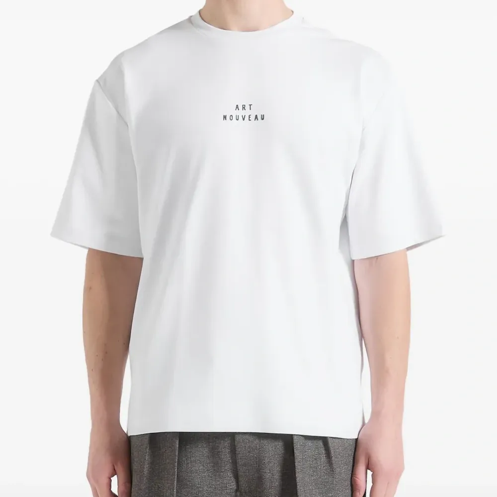 Футболка в стиле ар-нуво