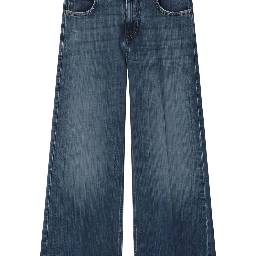 Джинсы с вышивкой