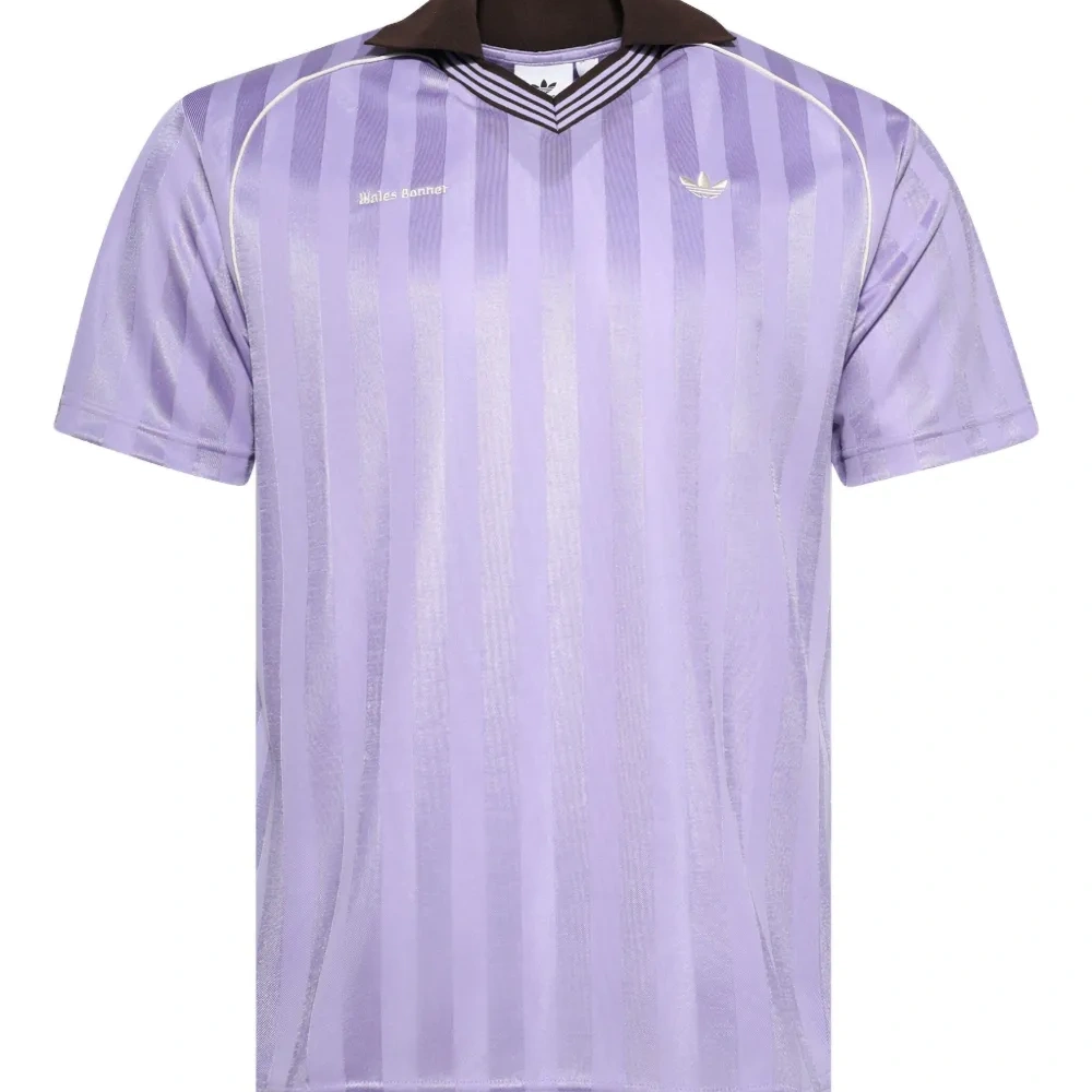 Футболка из коллаборации с Wales Bonner