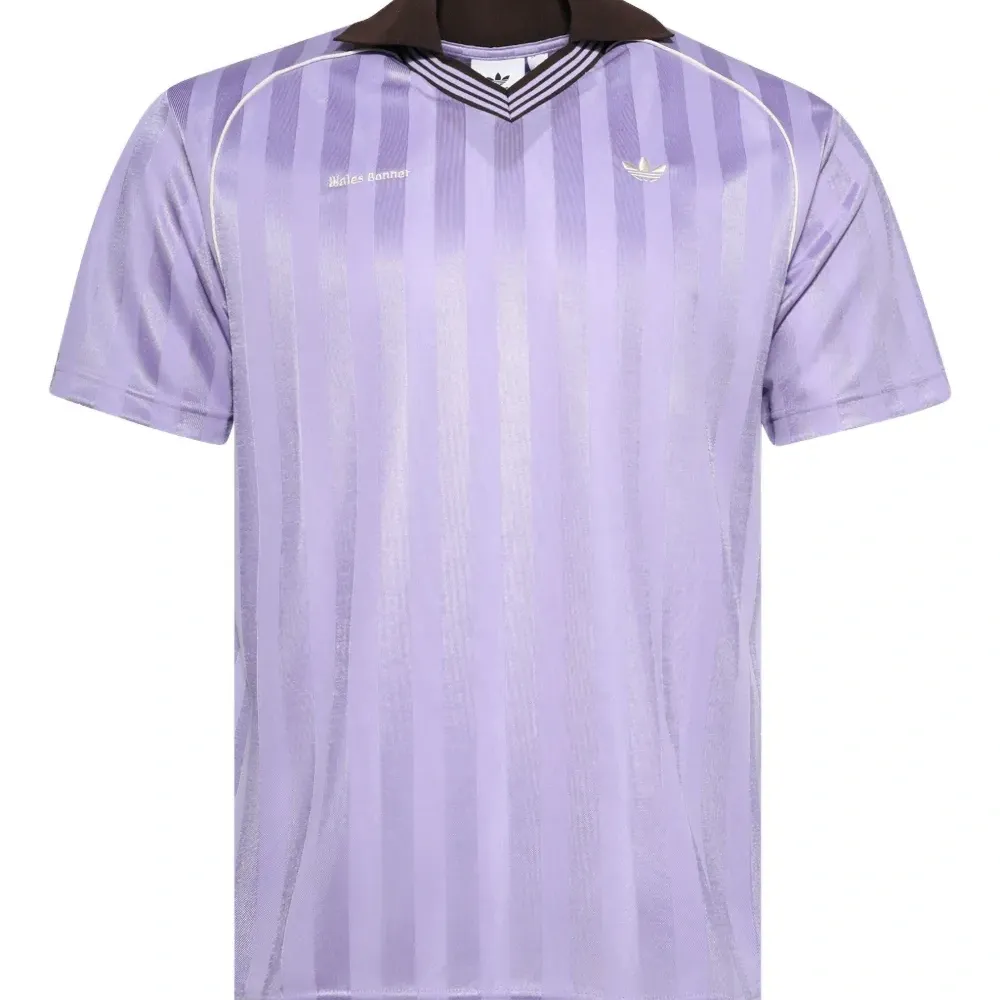 Футболка из коллаборации с Wales Bonner