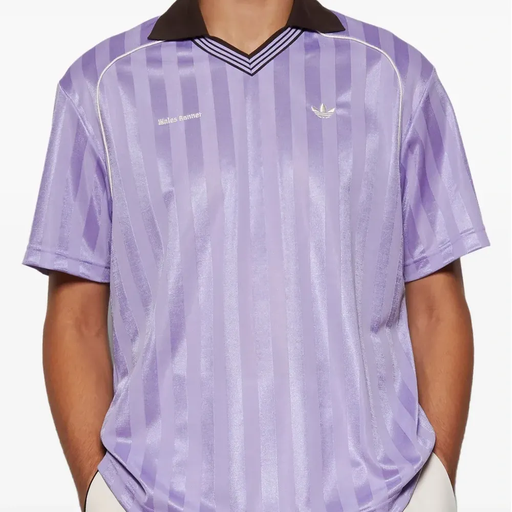 Футболка из коллаборации с Wales Bonner