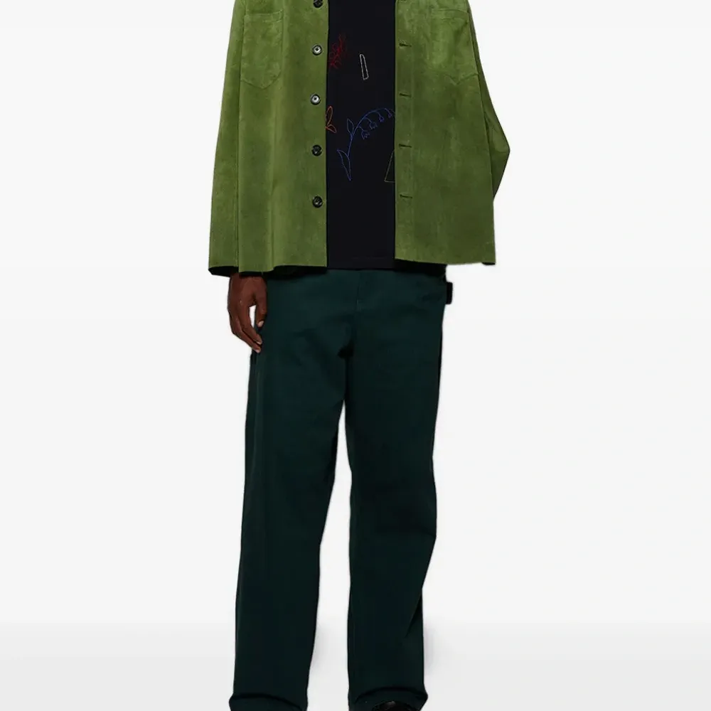 Футболка с вышивкой