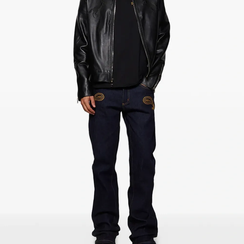 Футболка с графичным принтом