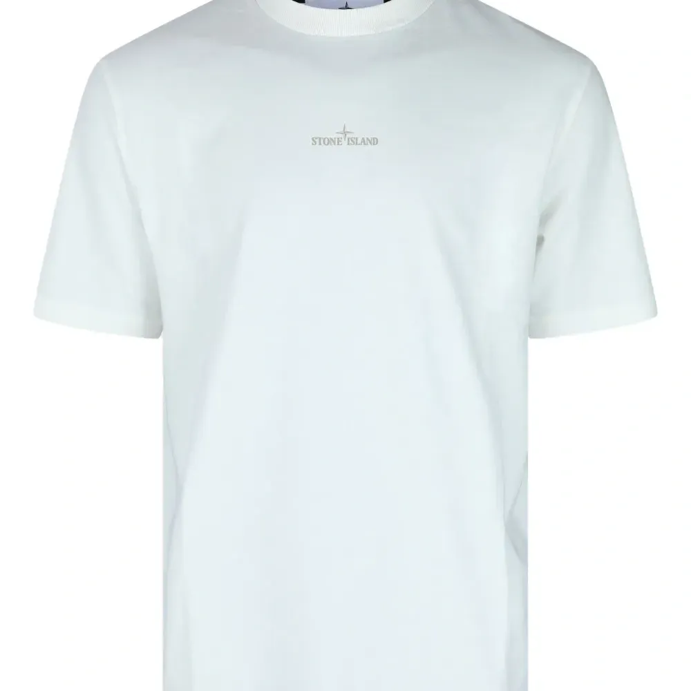 Футболка с логотипом