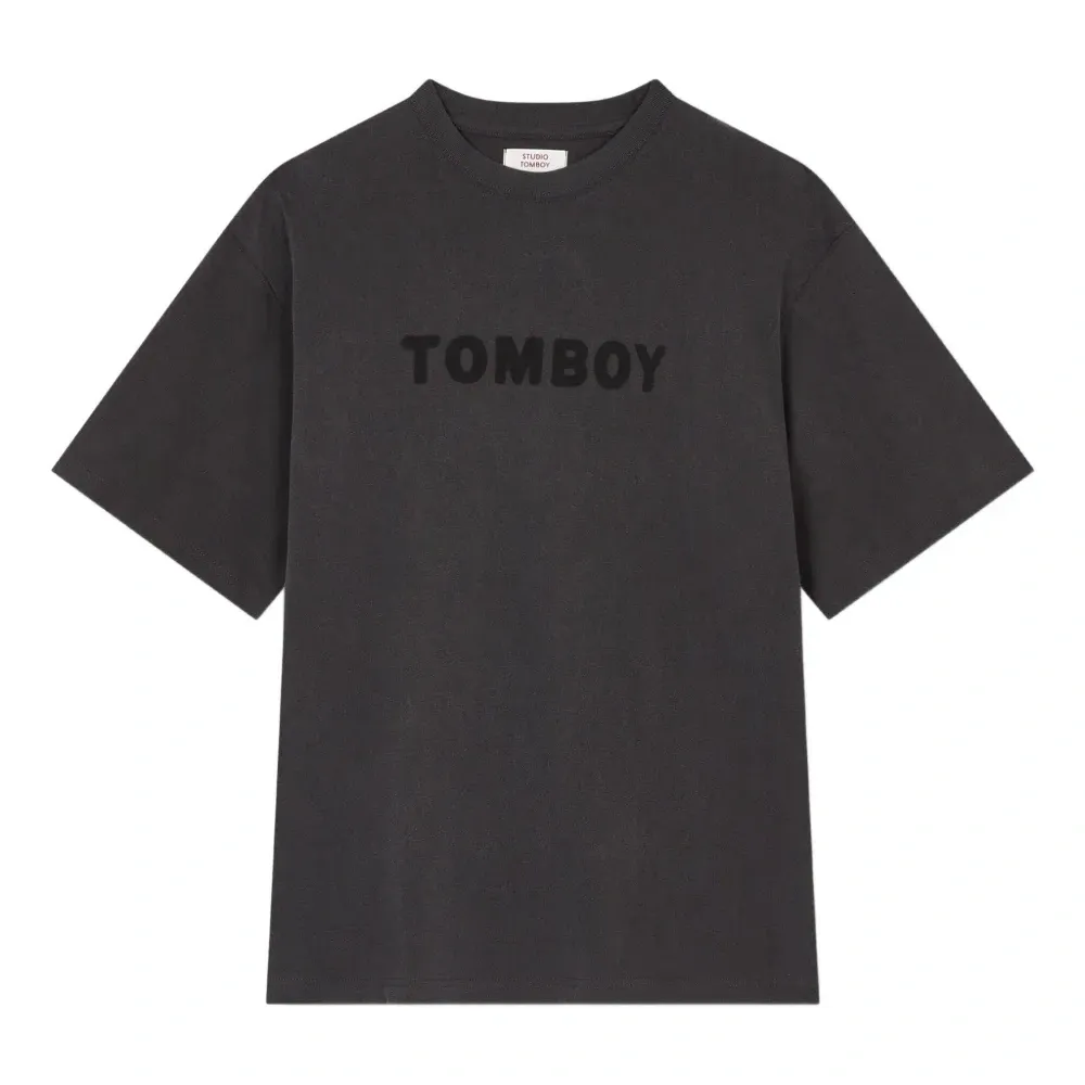 Футболка с логотипом