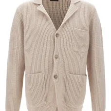 Шерстяной кардиган с накладными карманами