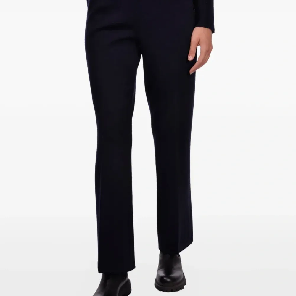 Брюки прямого кроя