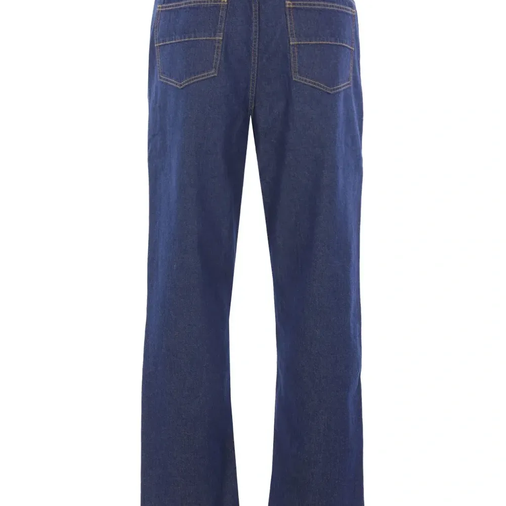 Джинсы с пятью карманами Джинсы с пятью карманами