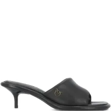 Босоножки с квадратным носком и логотипом