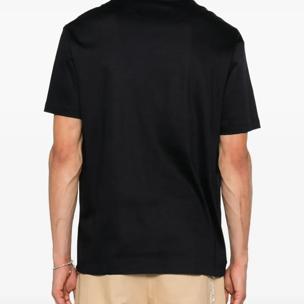 Футболка с круглым вырезом и логотипом