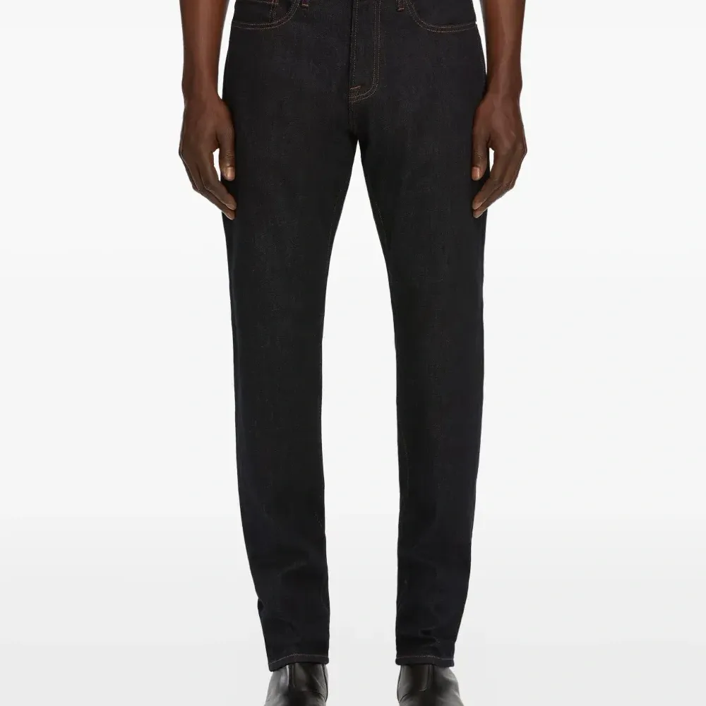 джинсы L'Homme