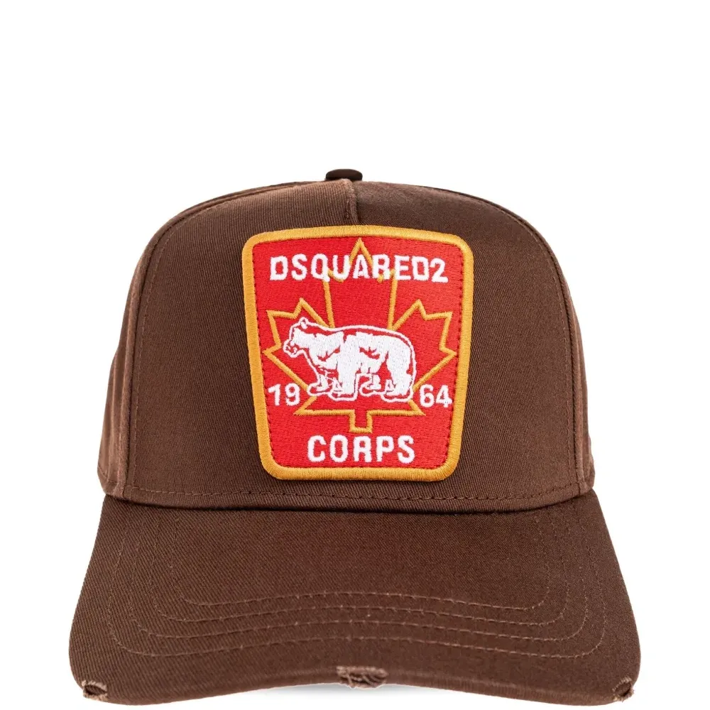 Кепка с нашивкой