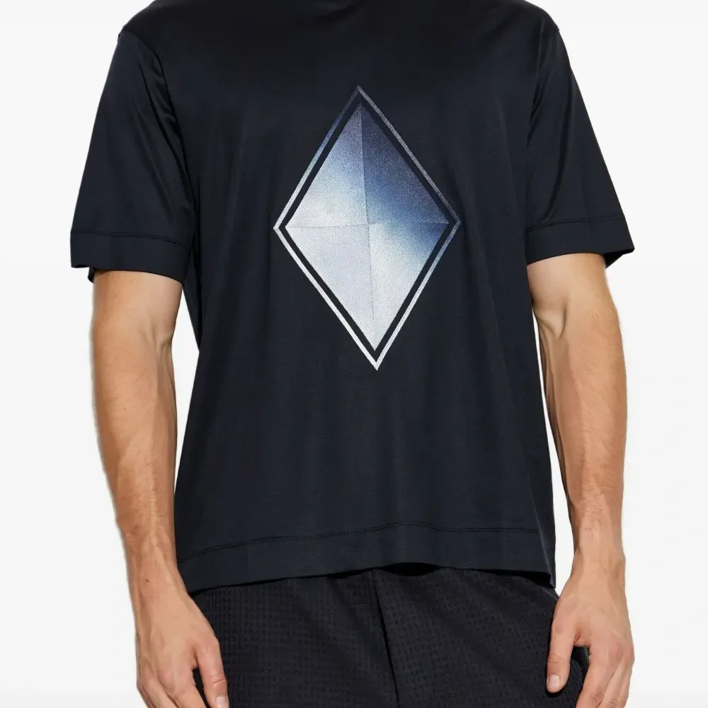 Футболка с принтом