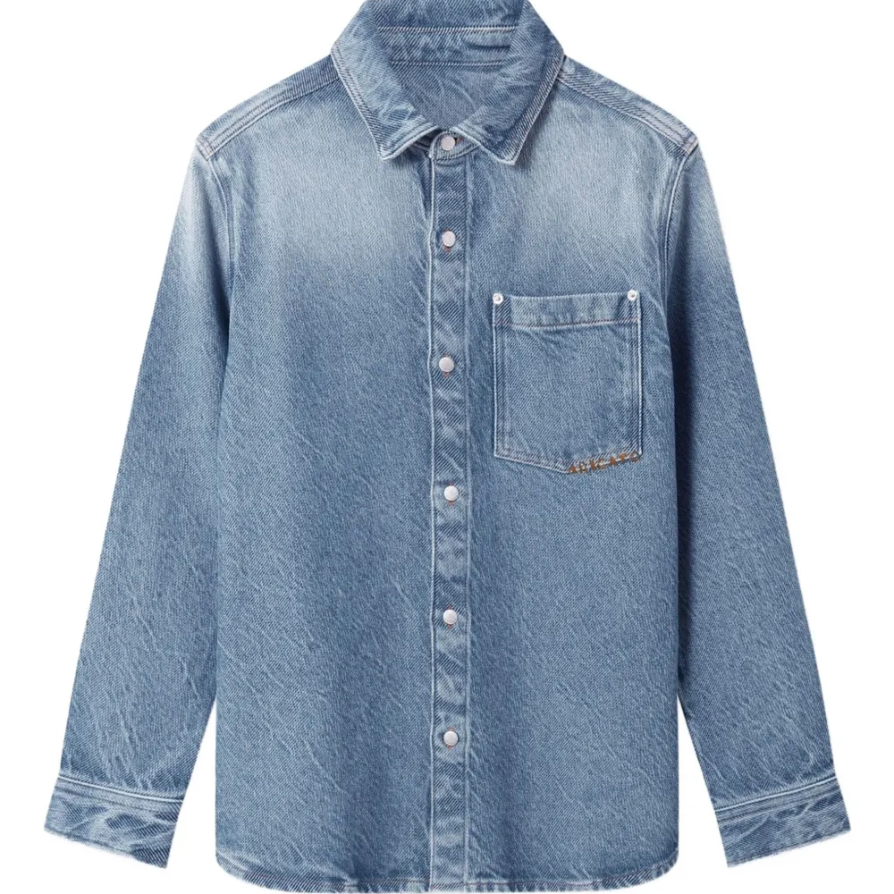 Джинсовая рубашка с вышитым логотипом