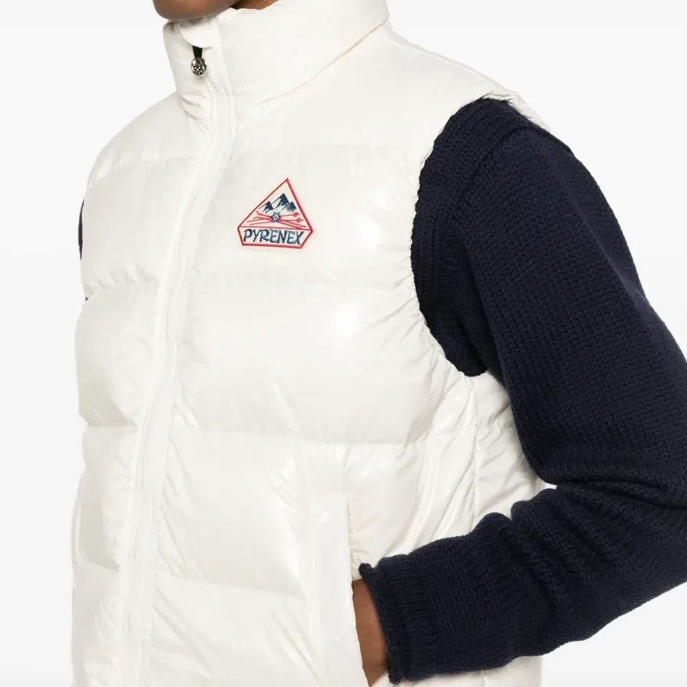 Жилет с нашивкой-логотипом Жилет с нашивкой-логотипом