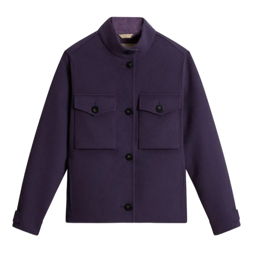 Куртка с карманами