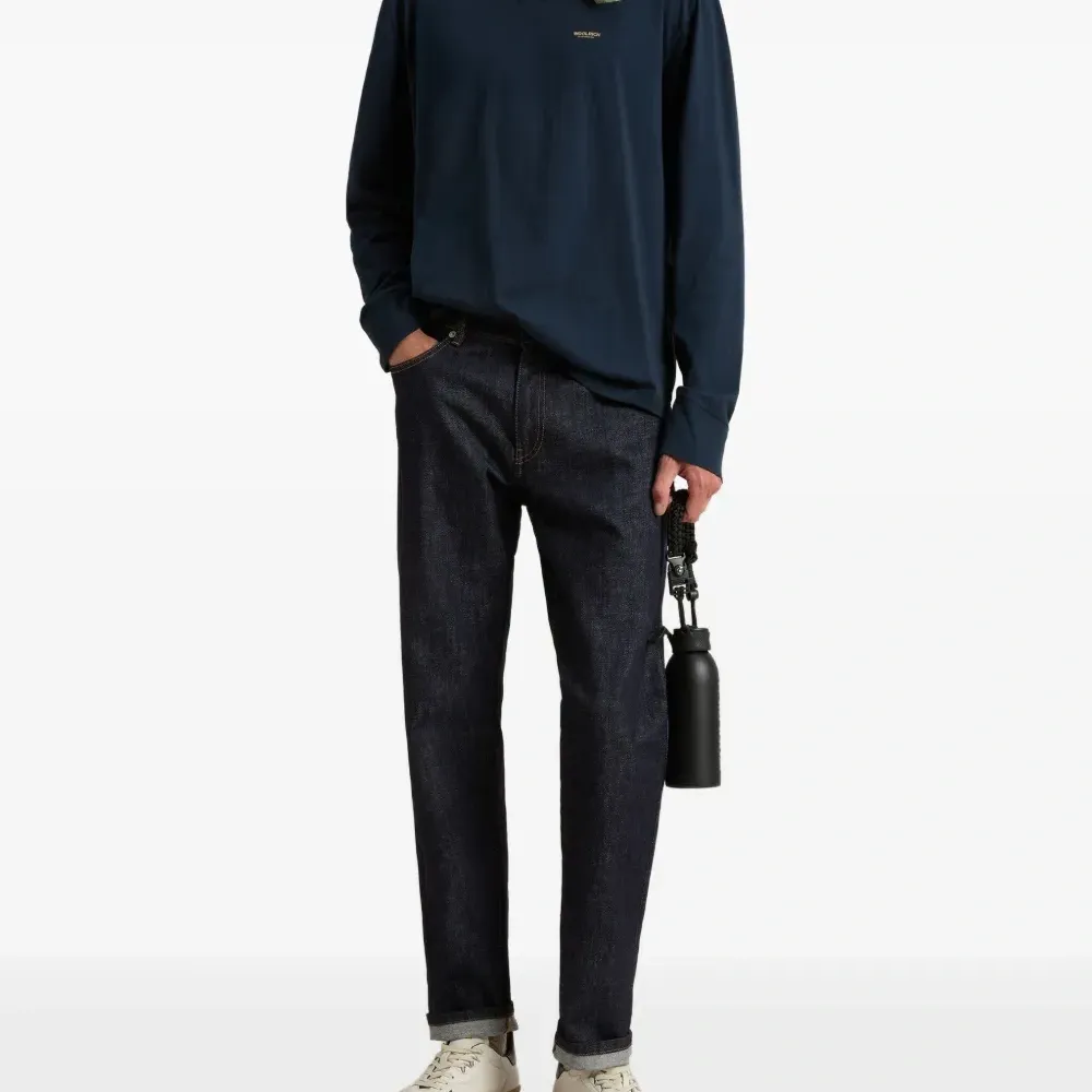 Футболка с длинными рукавами