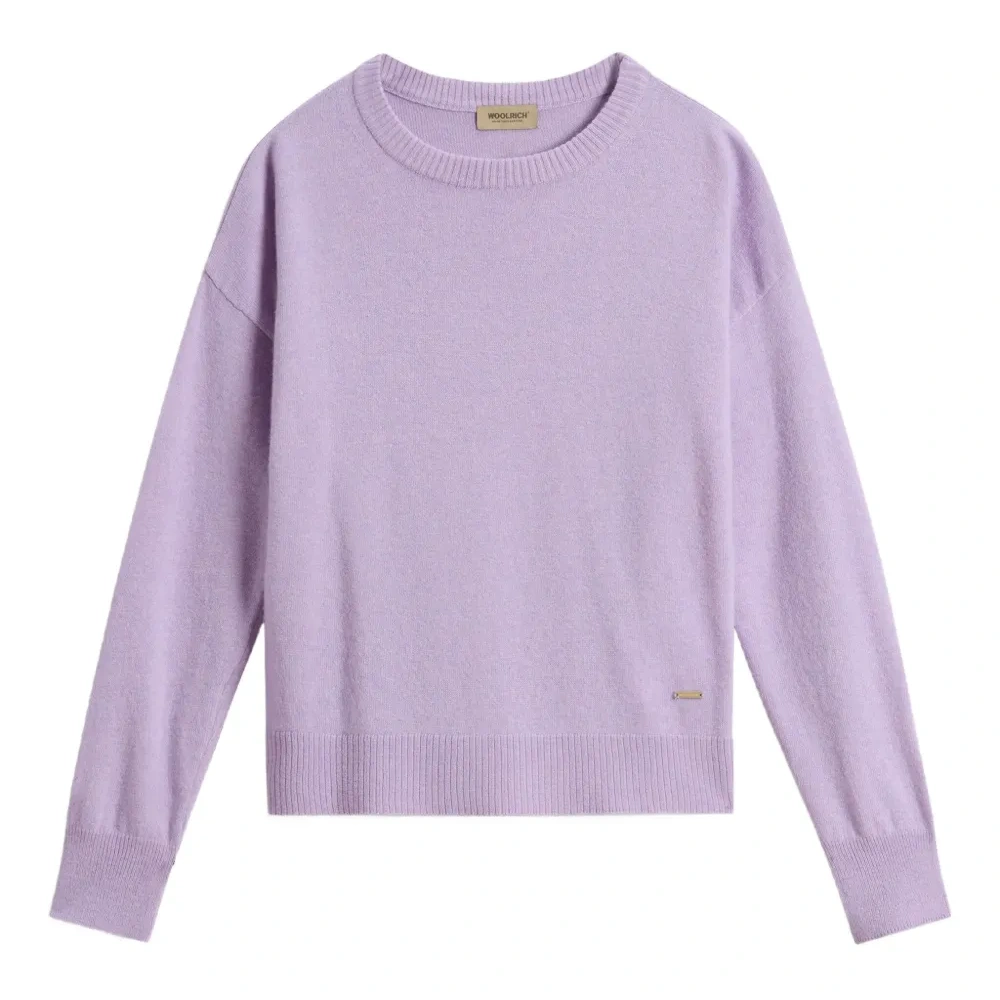 Свитер с круглым вырезом