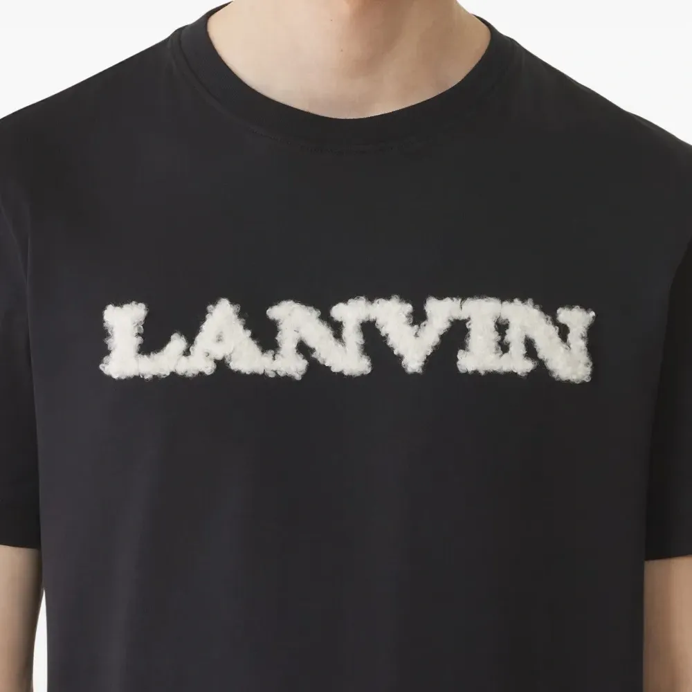 Футболка с логотипом