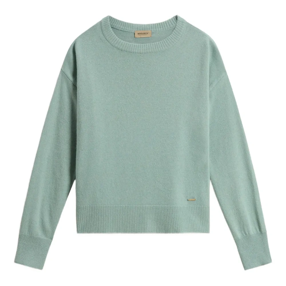 Свитер с круглым вырезом