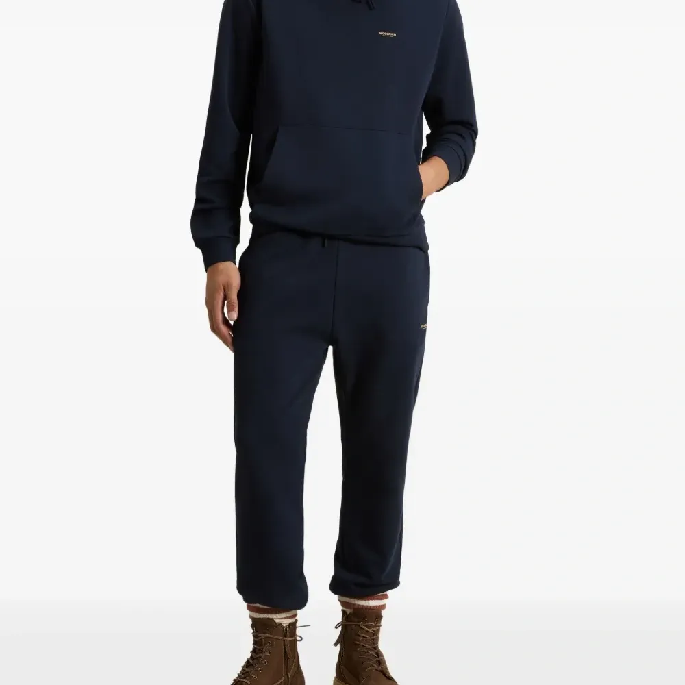 Худи с логотипом