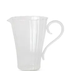 Стеклянный кувшин в рубчик