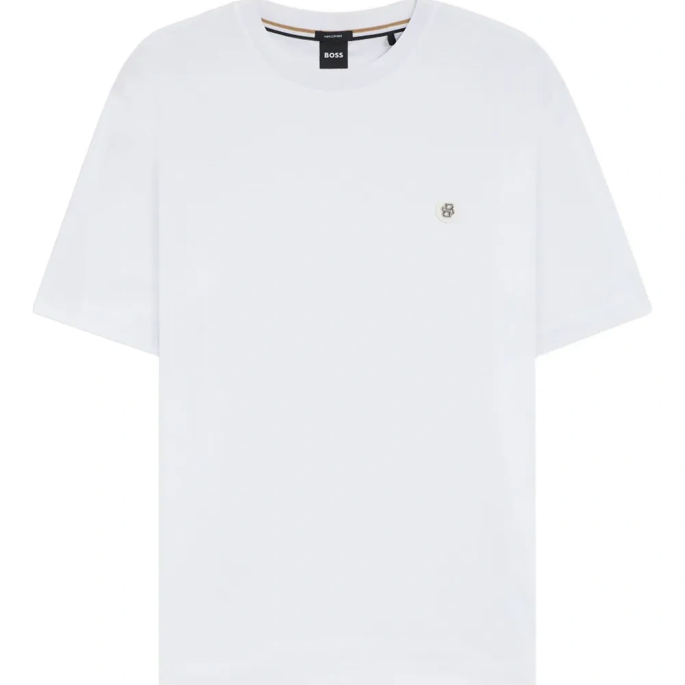 Футболка с логотипом